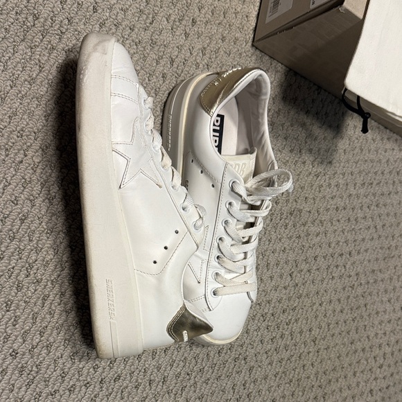 Golden Goose White Leather Low-Top Sneakers with Star Detail - Picture 4 of 5